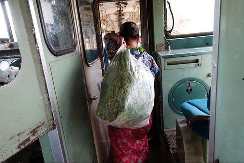 缅甸火车吃瓜视频,揭秘东南亚风情