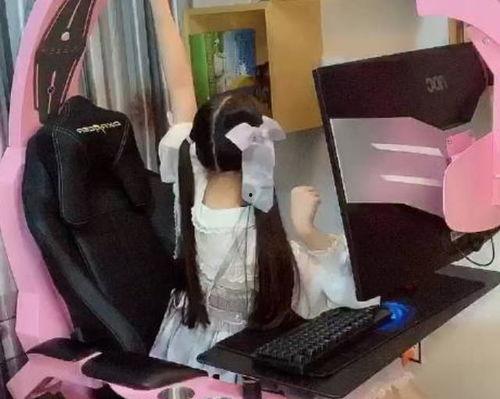 快手女主播吃瓜,快手女主播的甜蜜吃瓜时光