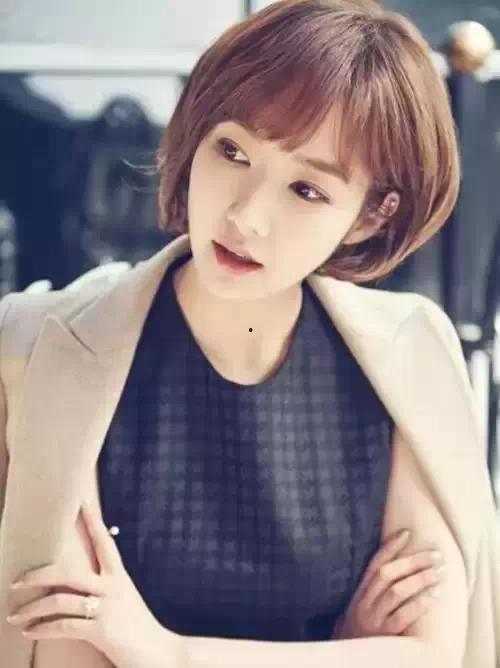 短发女神吃瓜图片高清,高清画面惊艳众人