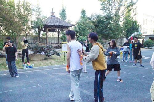 学院跳舞吃瓜视频,学院风采视频大赏