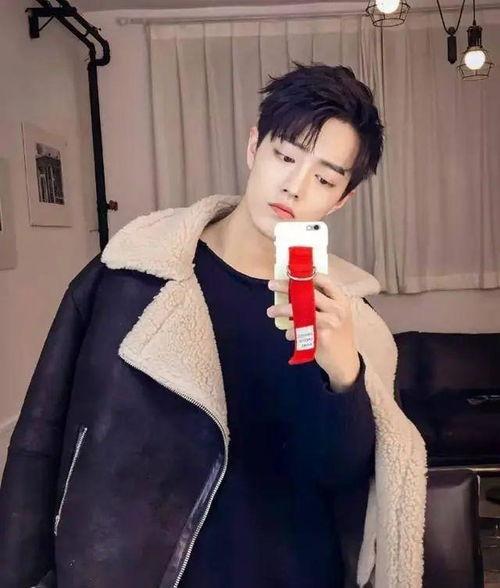 吃瓜王富贵,揭秘娱乐圈背后的瓜田秘事