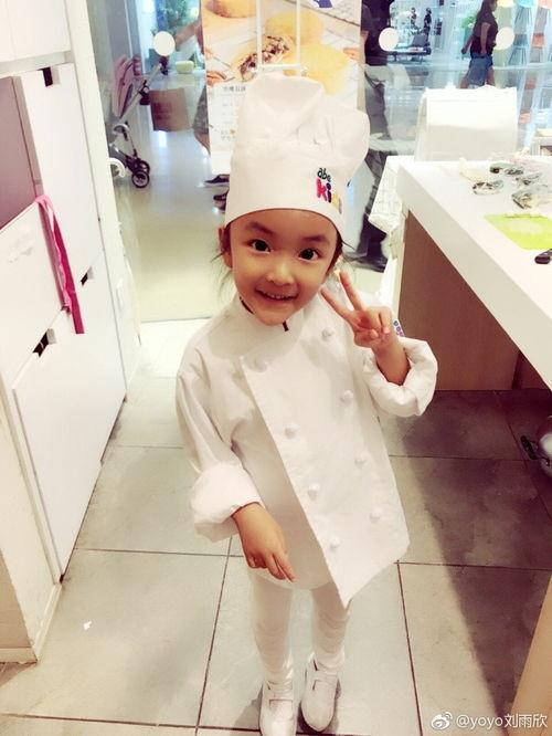 刘雨欣吃瓜,揭秘娱乐圈背后的真相