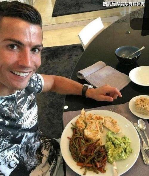 瓜哥吃盒饭视频,揭秘美食背后的温馨故事