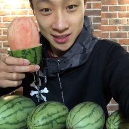 纽约网红吃瓜视频,揭秘都市生活背后的八卦风云