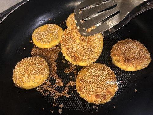 上班就是吃瓜吃饼,瓜果飘香，饼香四溢