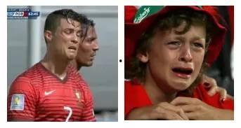 流泪大哭吃瓜群众视频,围观群众共情瞬间